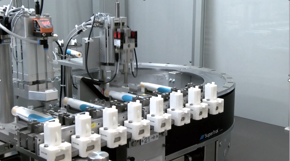 Automated assembly of autoinjectors
